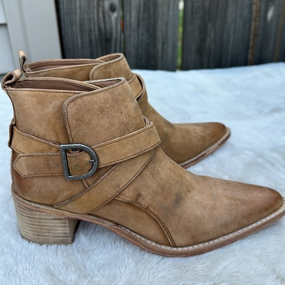 Free People Tan Ankle Booties with Western Flair Size 6.5 - Picture 6 of 12